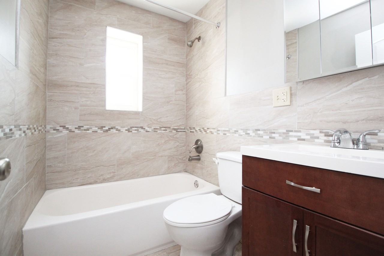 60 SUMNER AVENUEAPT 9 #B09 - Photo 7 of 12