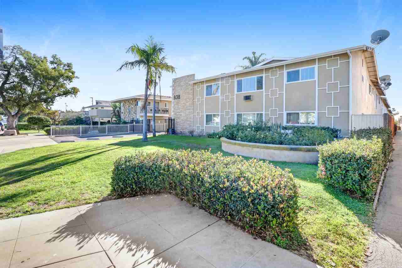 Huntington - Photo 4 of 21