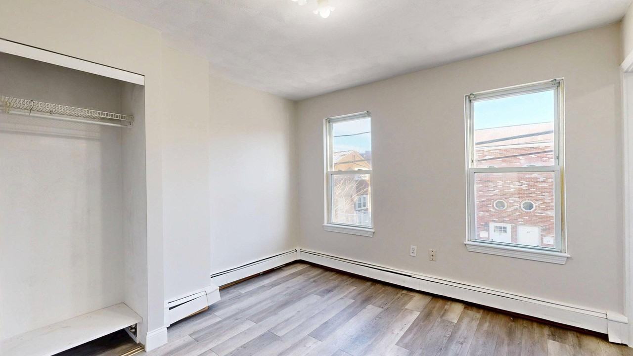 44 Morris Street44 Morris Street - 3 #3 - Photo 7 of 9