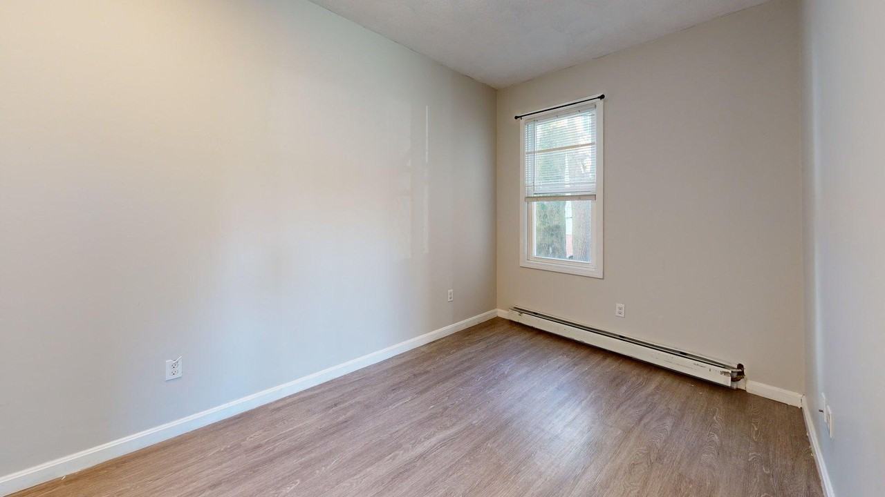 329 Paris Street329 Paris Street - 2 #2 - Photo 4 of 8