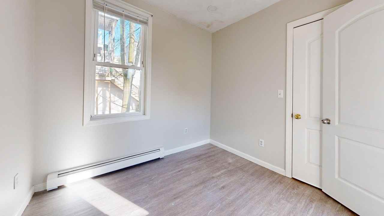 329 Paris Street329 Paris Street - 2 #2 - Photo 6 of 8