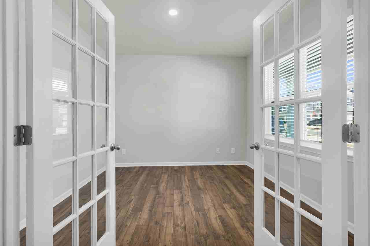 2007 Minnette Cir #1 - Photo 3 of 37