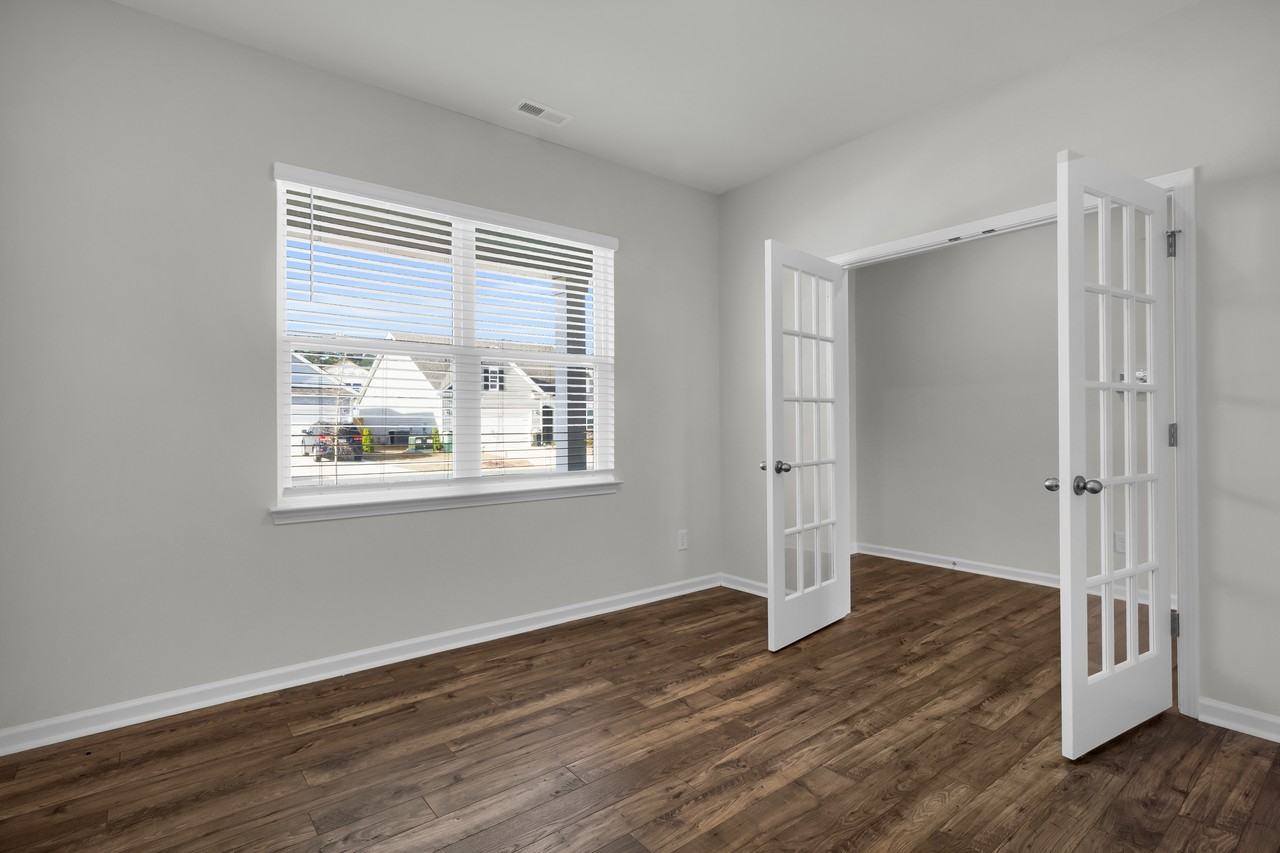 2007 Minnette Cir #1 - Photo 4 of 37