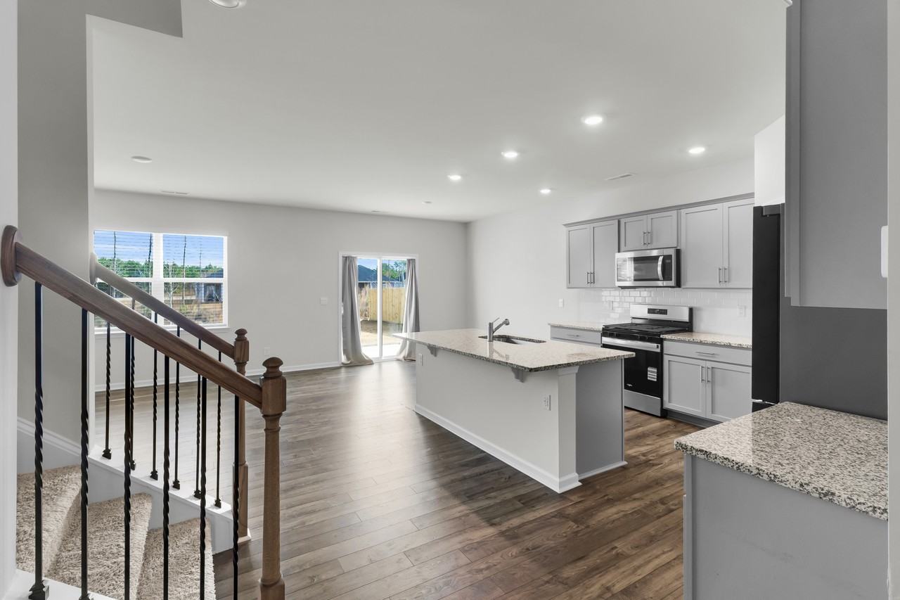 2007 Minnette Cir #1 - Photo 5 of 37