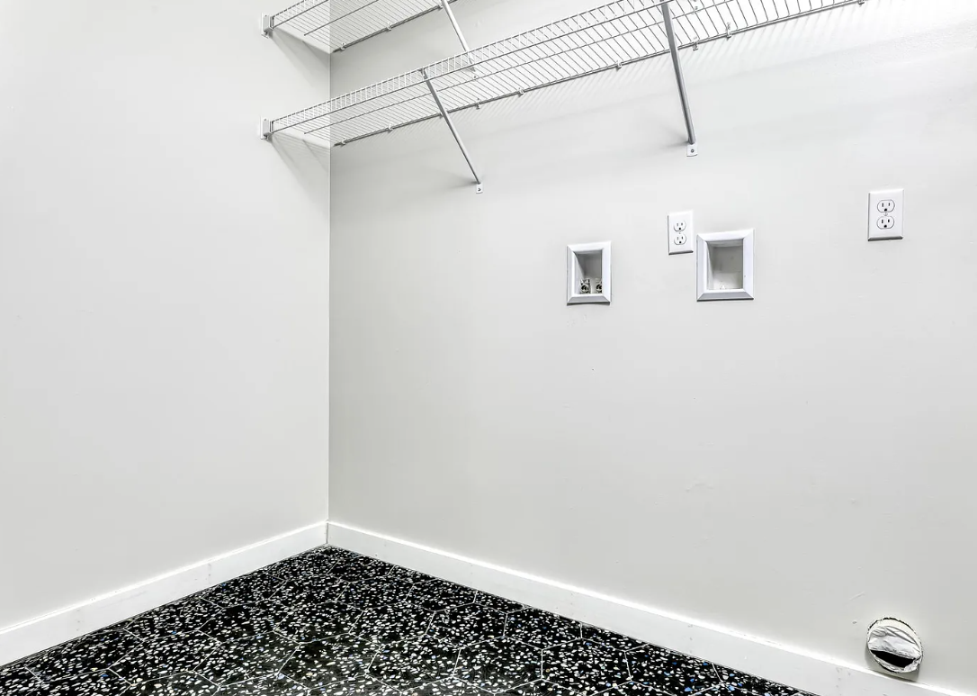 129 Spring St - 127 Spring St. 202 - Photo 5 of 14