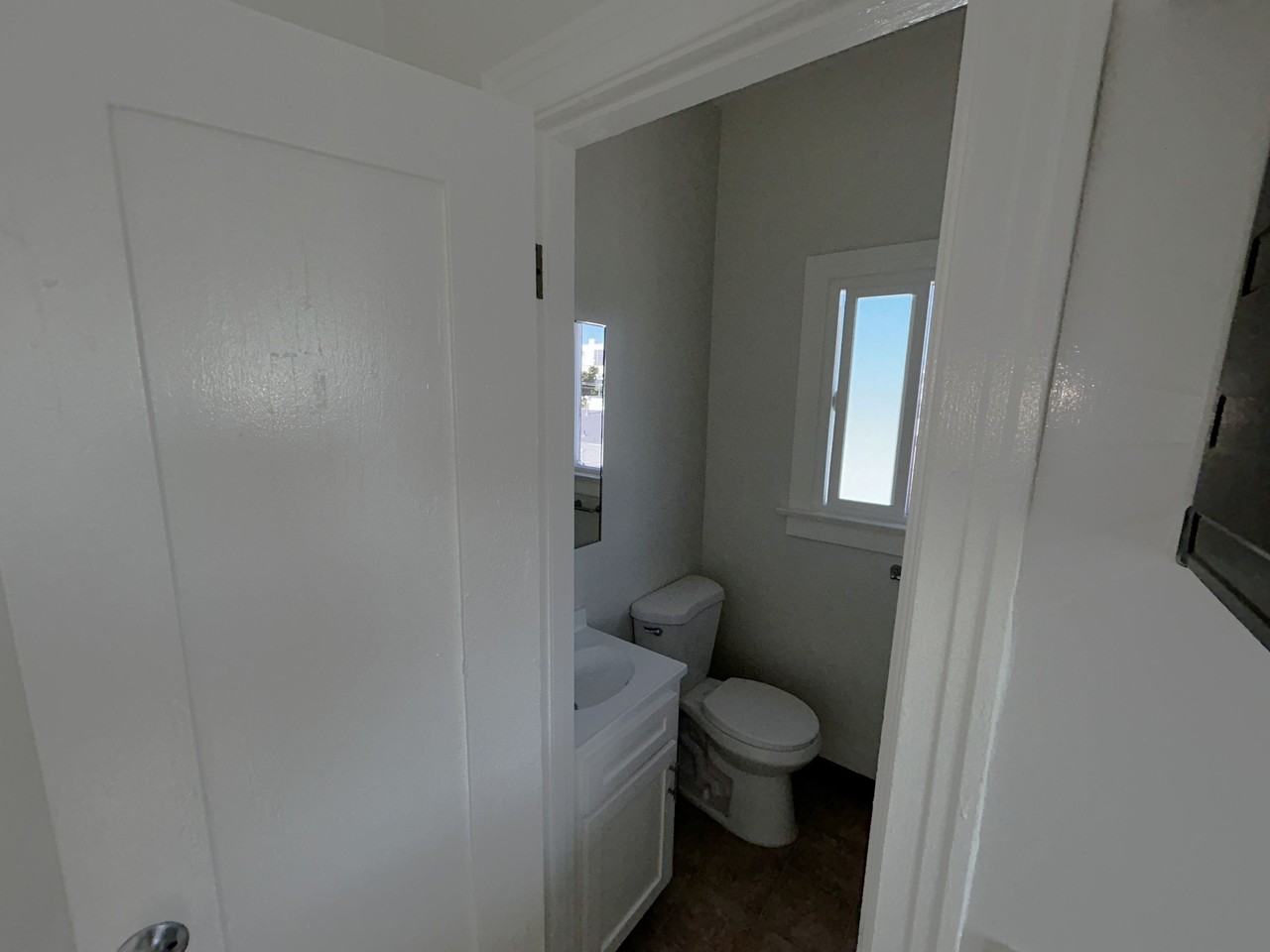 320 N Ardmore Ave #311 - Photo 7 of 10