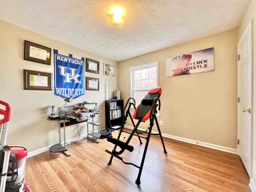 Sherard Cir #618 - Photo 4 of 14