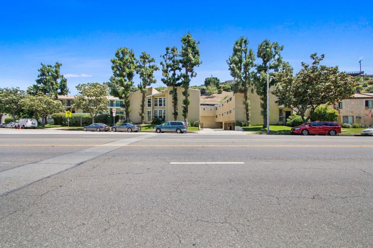 Garfield - Photo 4 of 4