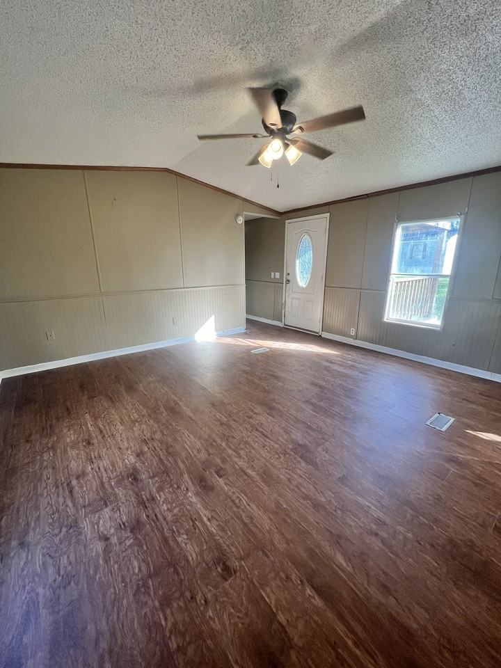 6175 Sapling Dr #1 - Photo 5 of 20