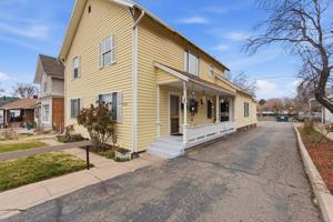 featured image of 560 21st St