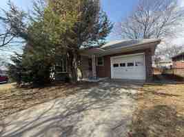 featured image of 164 Terrace Ave #1