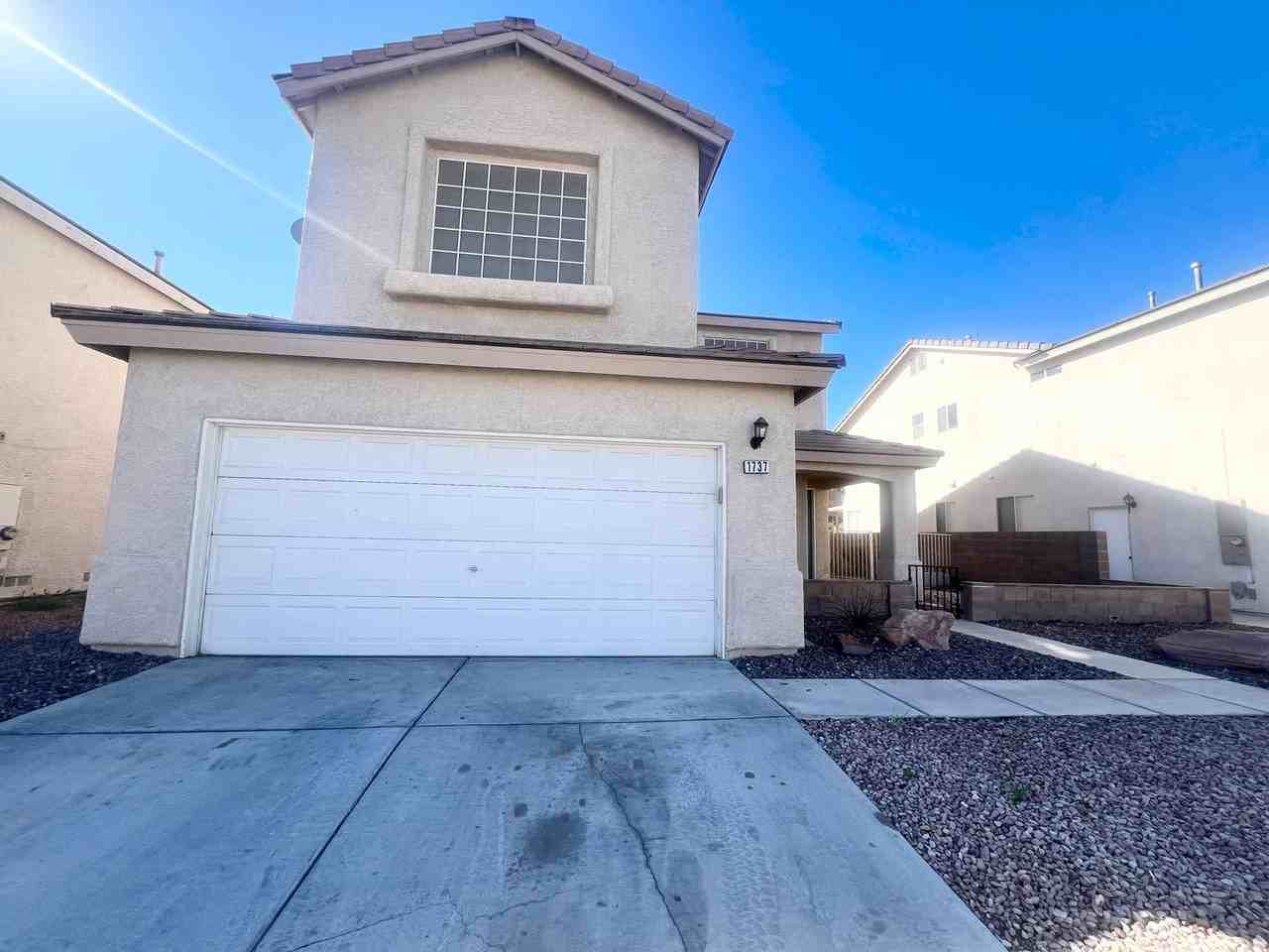 1737 Buttermilk Dr - Photo 2 of 50