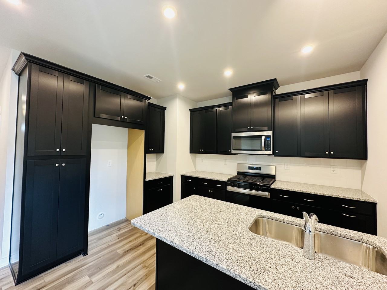 3219 Finchborough Ct #1 - Photo 7 of 21