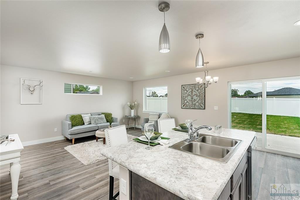 1629 Kanga Way #0 - Photo 3 of 12