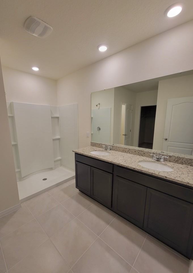 1332 Sugarwood St #1 - Photo 5 of 16