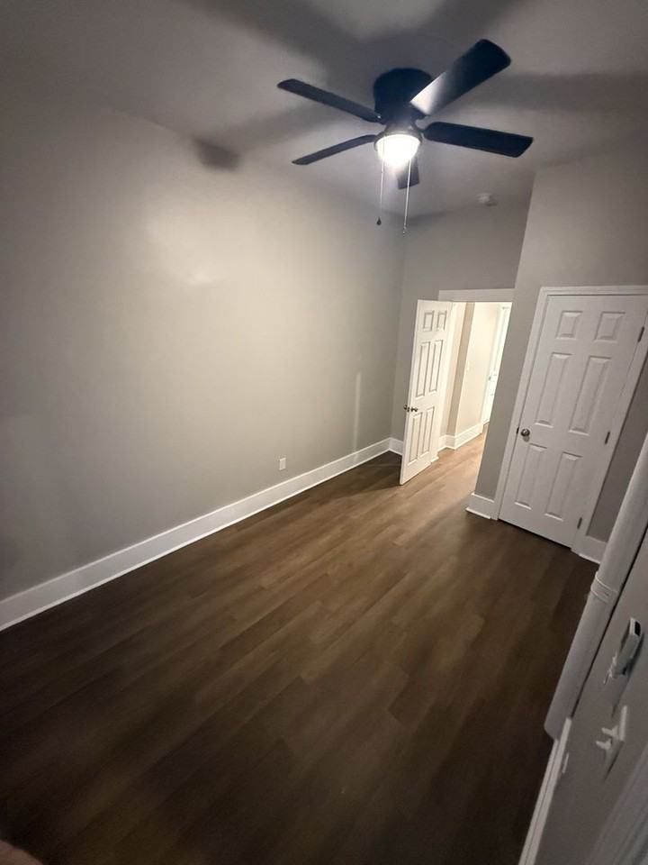 622 7th St - Photo 5 of 18