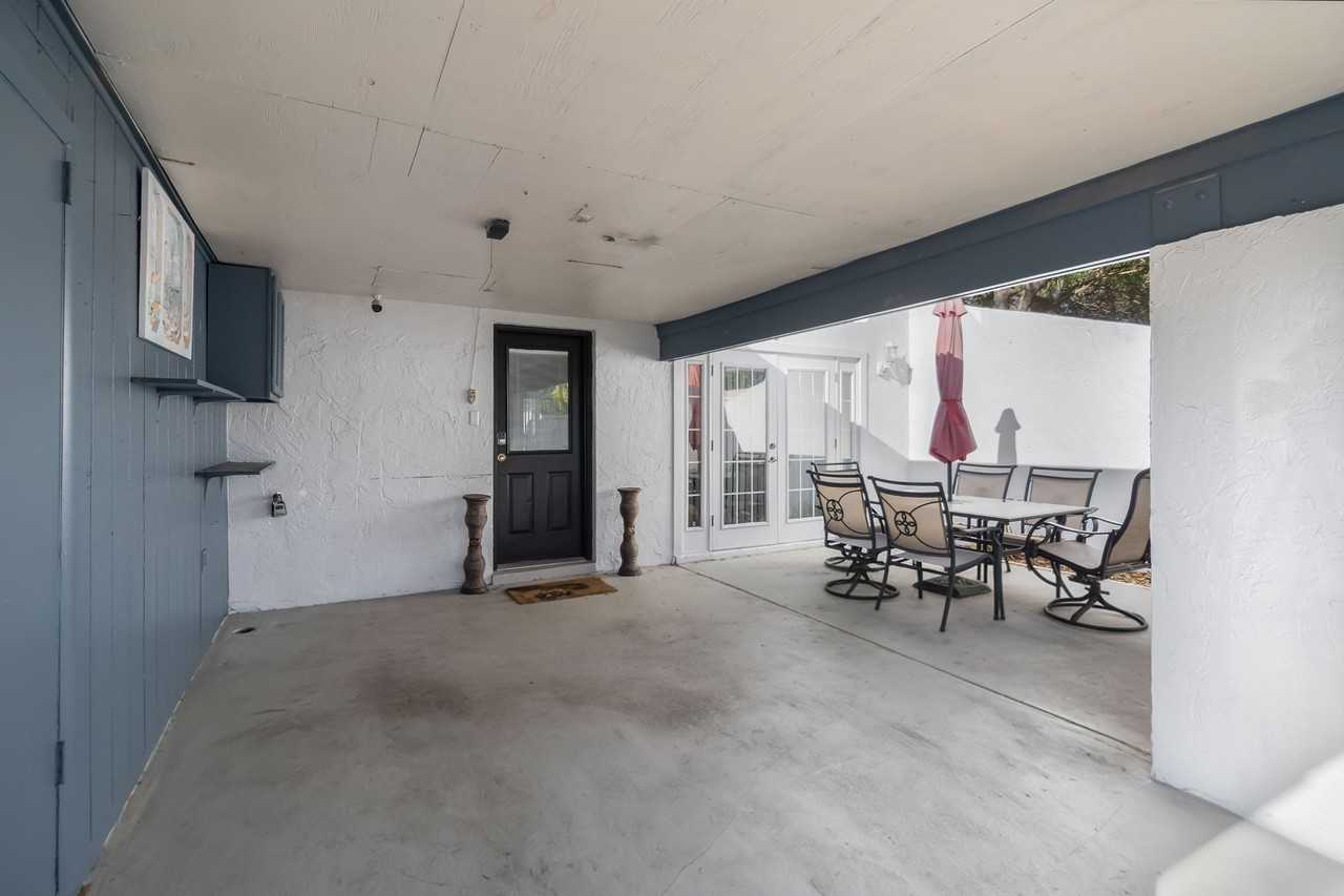 102 Lago Vista Blvd #1 - Photo 5 of 10