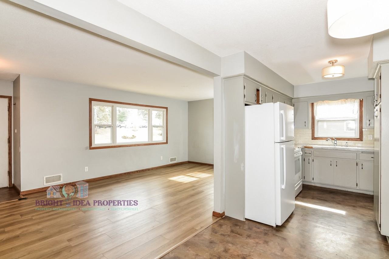 Pleasant Ave S #9602 - Photo 4 of 15