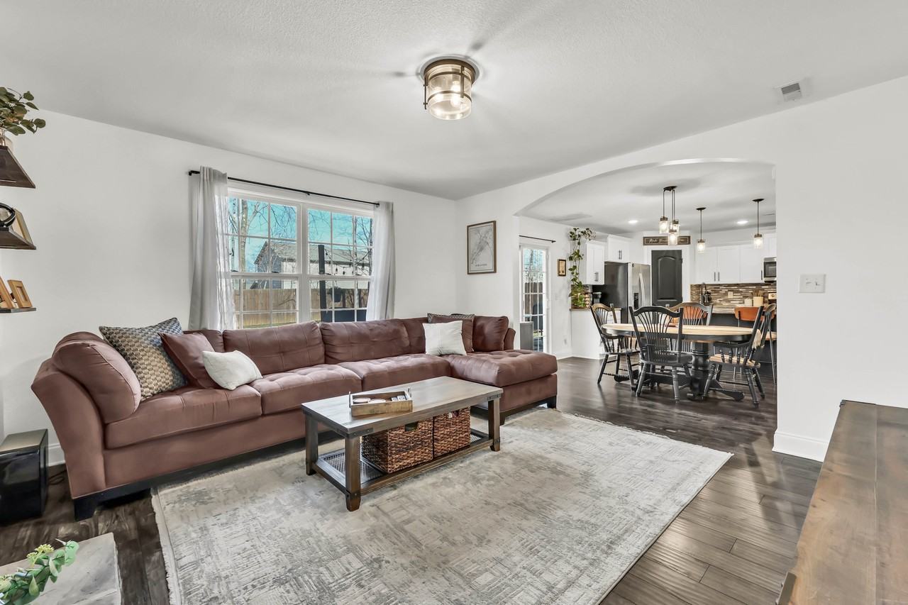 505 Sourwood Dr #1 - Photo 6 of 36