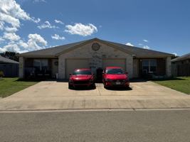 featured image of 4504 Cambridge Dr