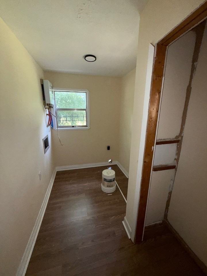 6239 Wesley St #1 - Photo 2 of 10