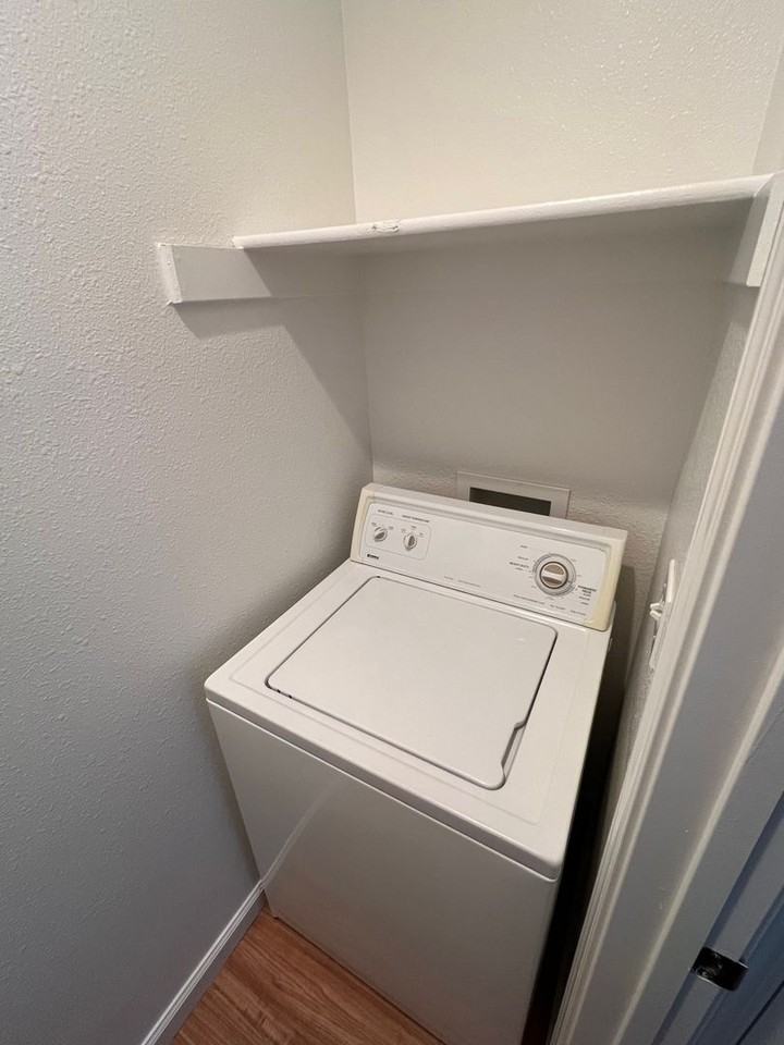 Fernley Silverlace Apartments - Photo 7 of 16
