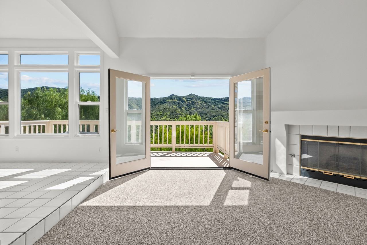 32126 Canyon Ridge Dr #1 - Photo 3 of 50