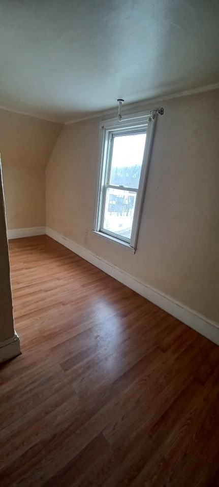 146 Ohio St #4 - Photo 7 of 7