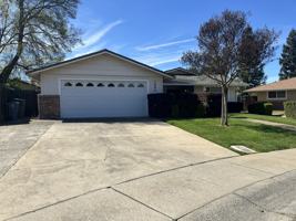 featured image of 1094 Tara Ct #1