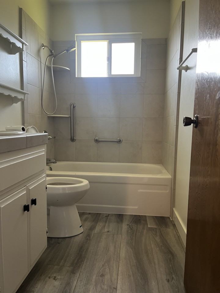 1094 Tara Ct #1 - Photo 7 of 16