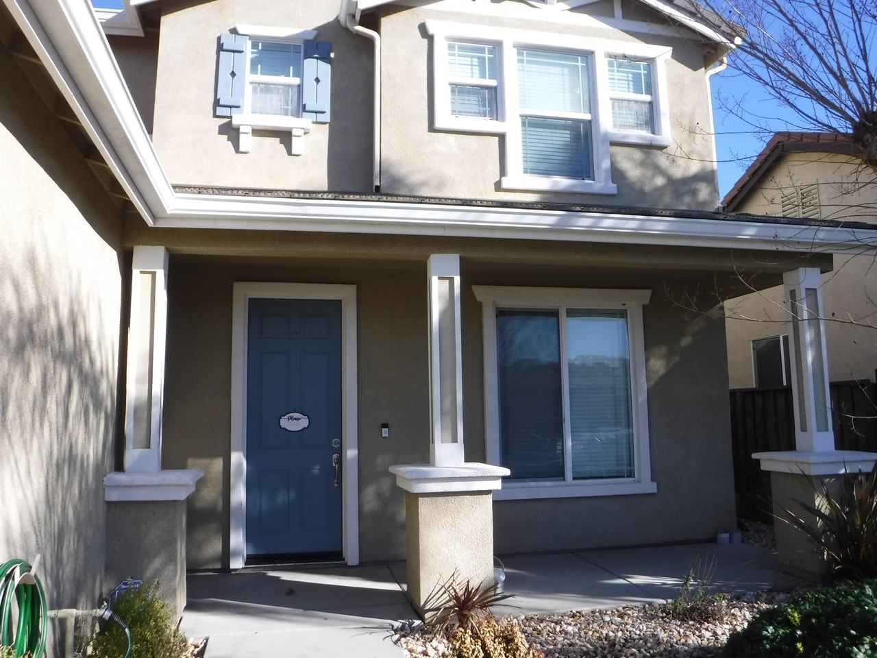 1257 Kensington Dr #1 - Photo 2 of 23