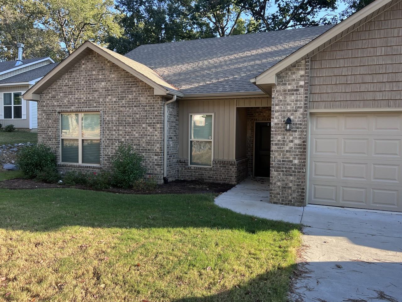 318 Little John Trl #1 - Photo 2 of 27