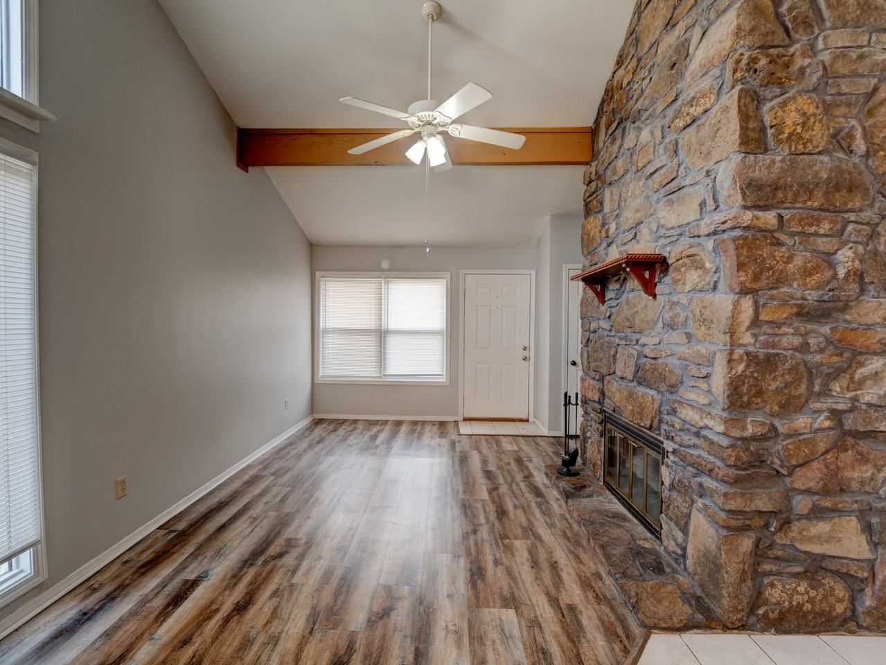 13843 Turnberry Ln #127 - Photo 3 of 15