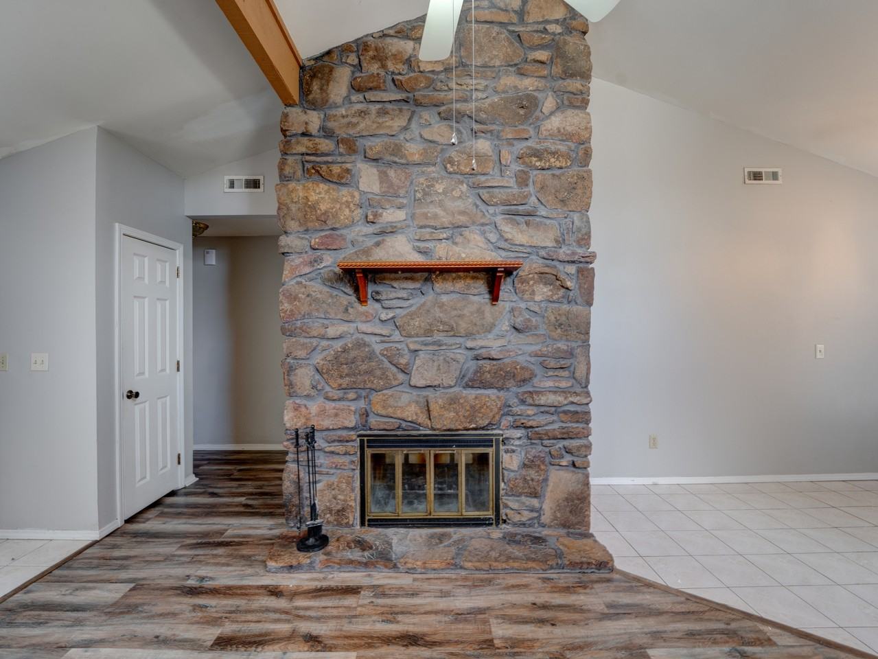 13843 Turnberry Ln #127 - Photo 5 of 15