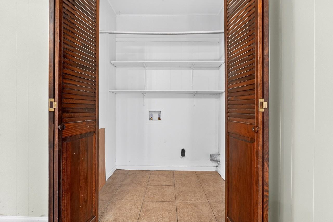 1302 Redondo Dr #1 - Photo 7 of 16