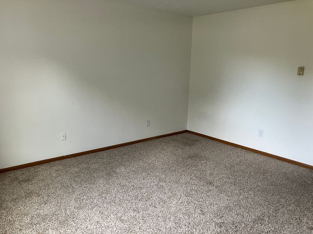 1210 Bunker Hill Rd #C - Photo 5 of 18