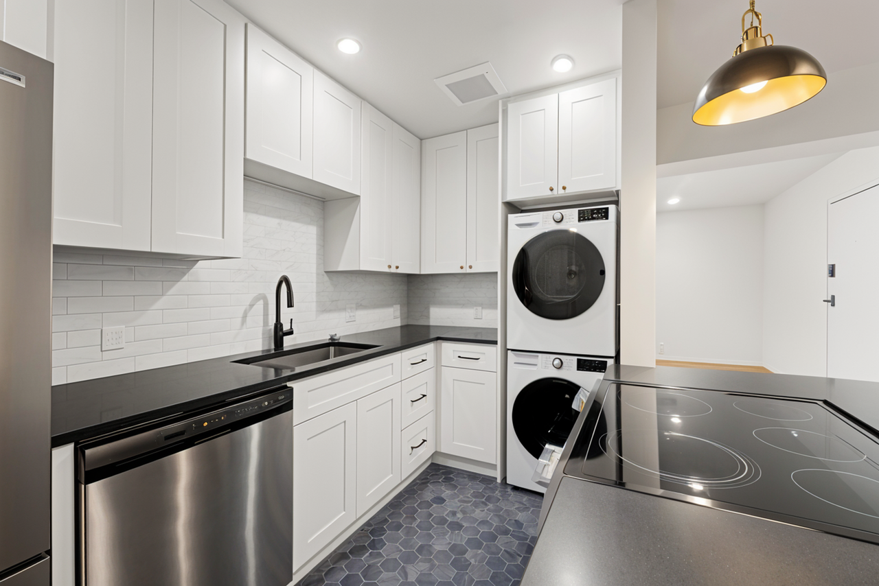 Walnut Apartments - Photo 3 of 10