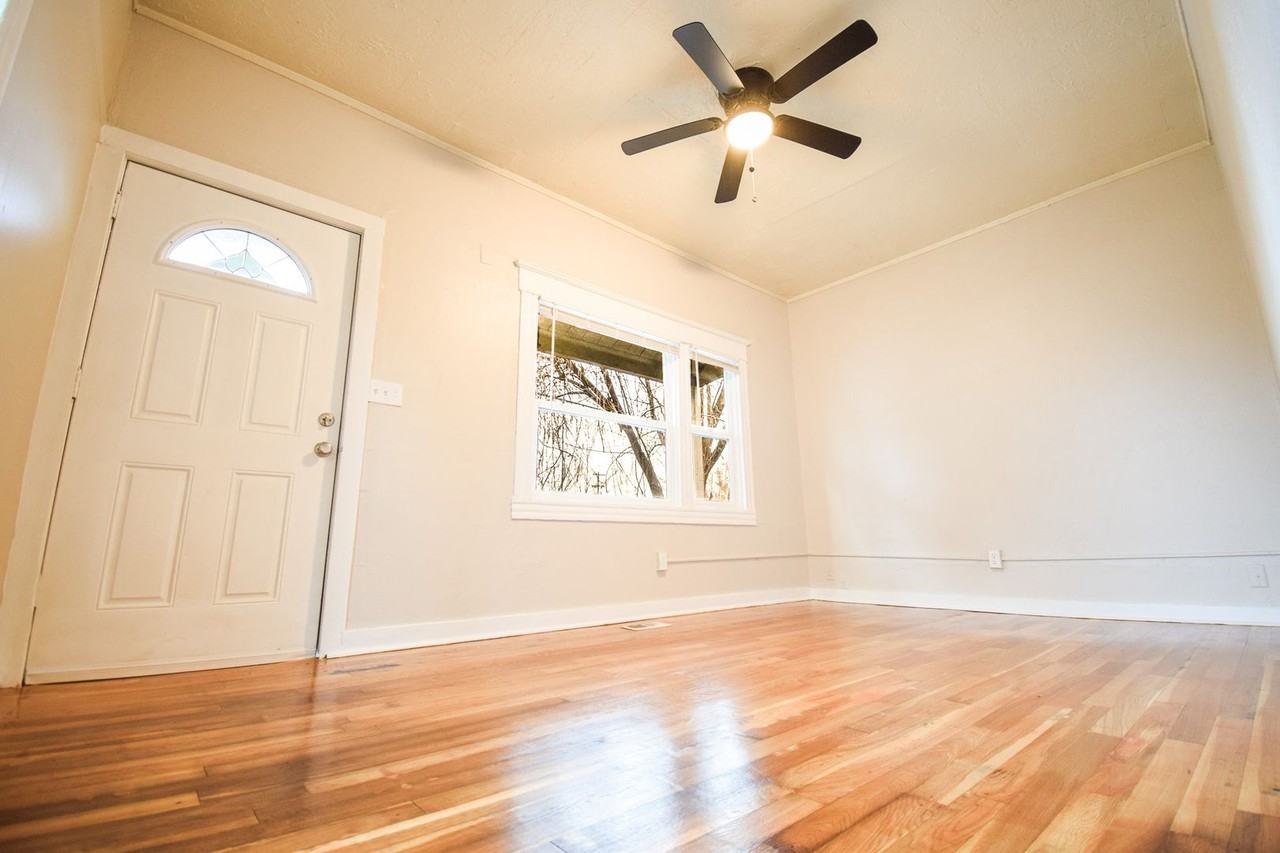 22 N Failing St - Photo 2 of 23