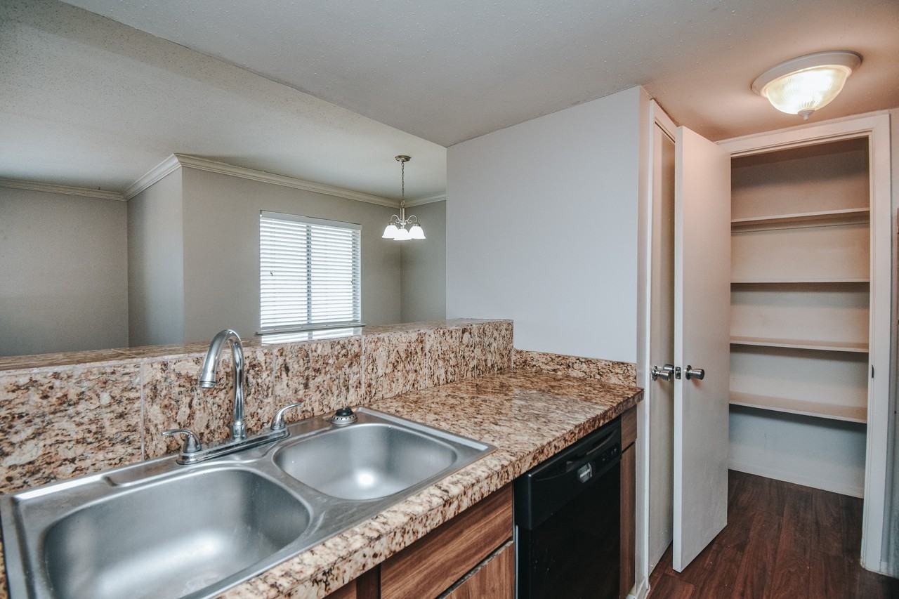 3001 Arroyo DrApt 104 #104 - Photo 3 of 14