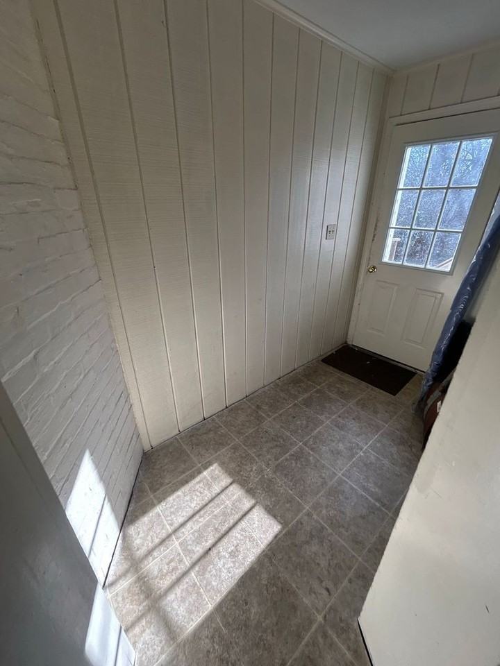 330 N High St #101 - Photo 5 of 11