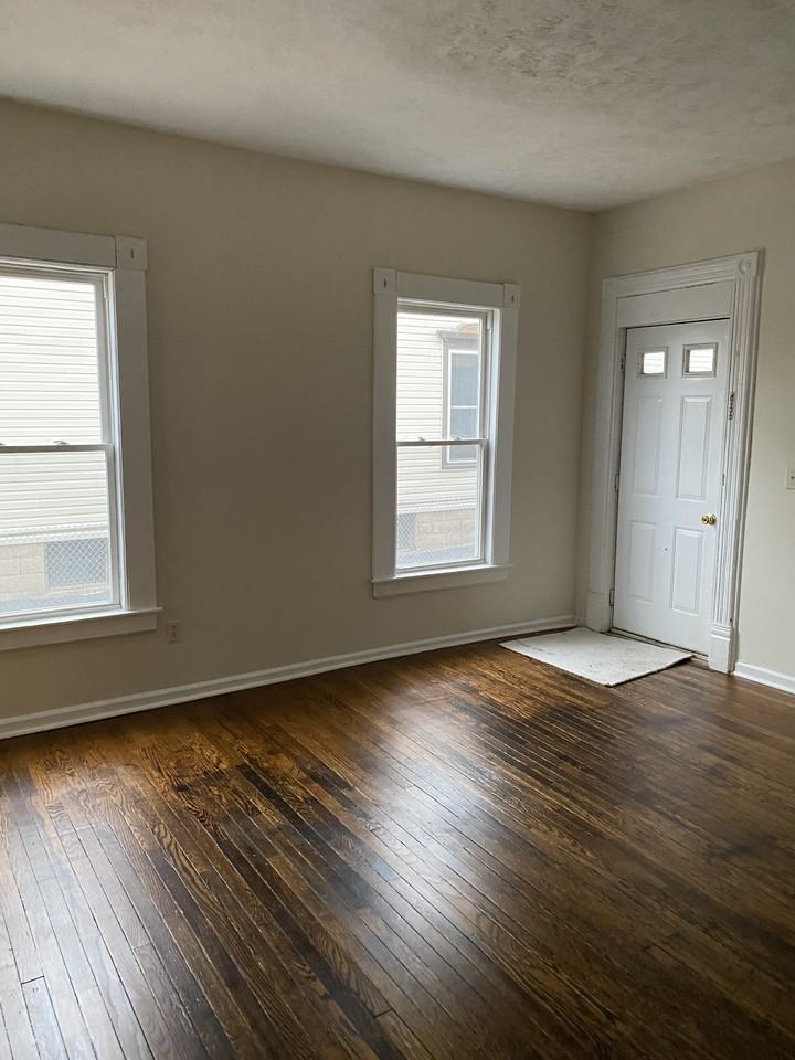 404 Main St #404B - Photo 5 of 9