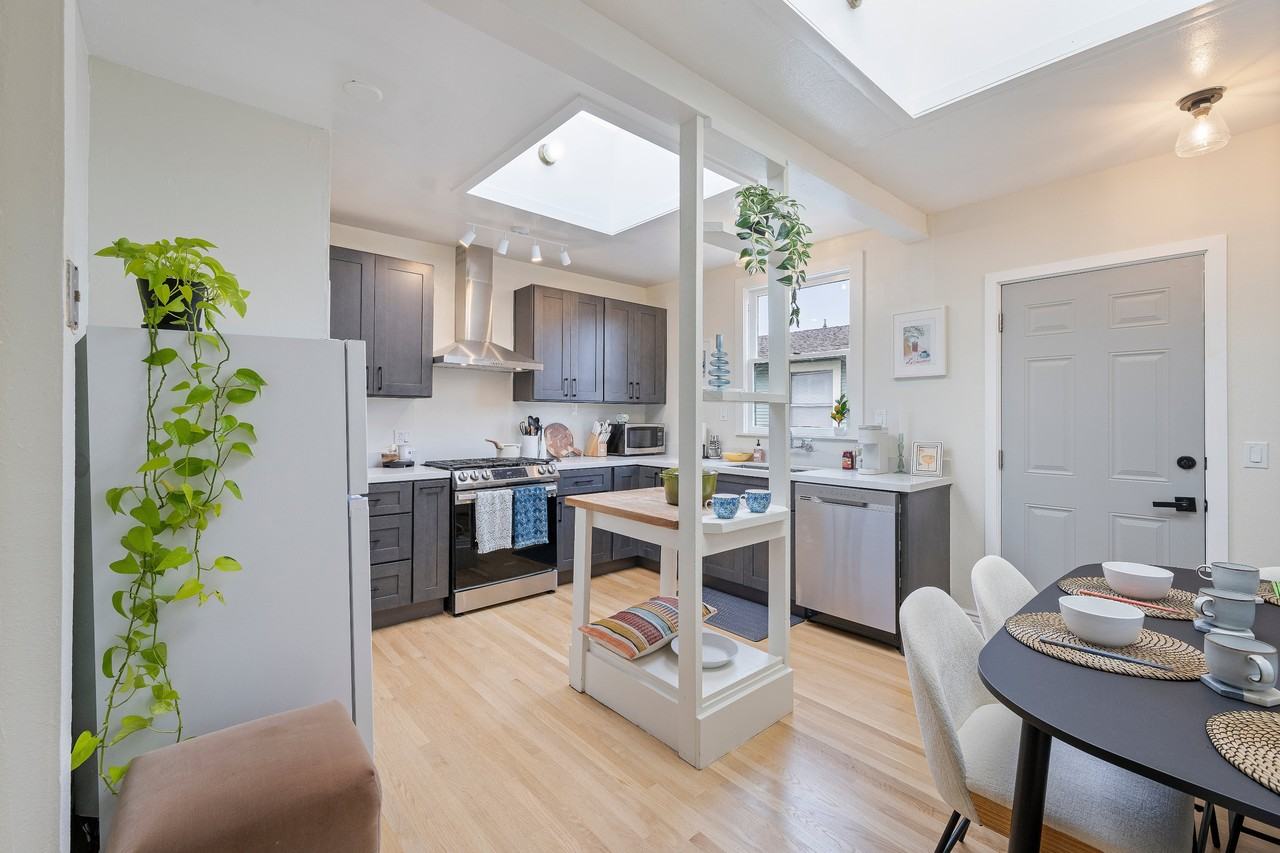 3916 Quigley St #3920 - Photo 5 of 14