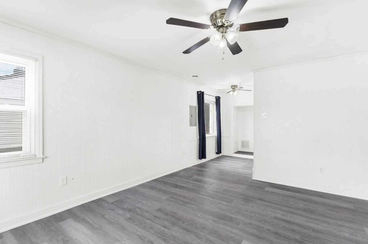 368 Erskine Ave #1 - Photo 6 of 14