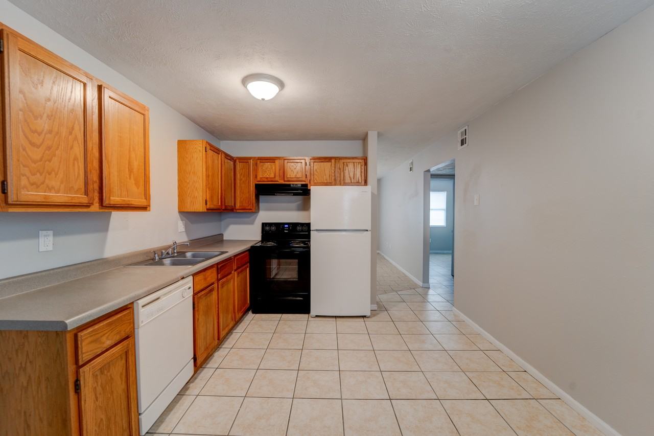 172 Brooke Lynn Dr #C - Photo 4 of 13