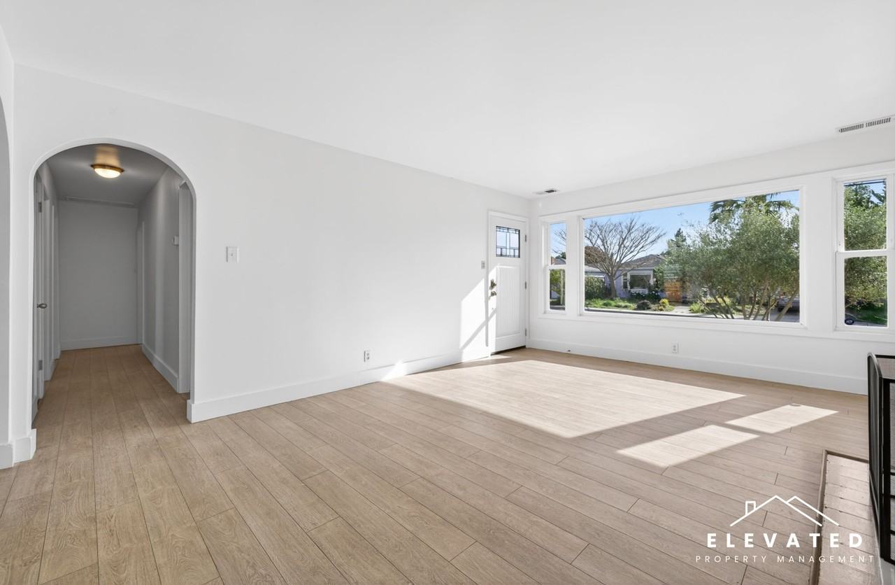 45 Payran St #1 - Photo 5 of 28