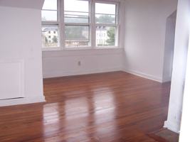 featured image of 267 Hanover St #1