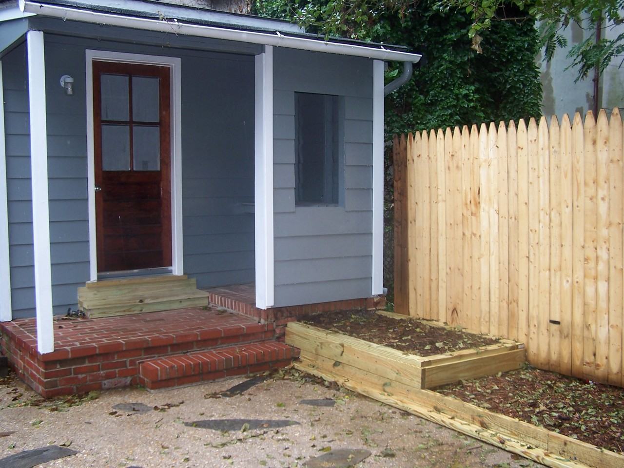 267 Hanover St #1 - Photo 6 of 16