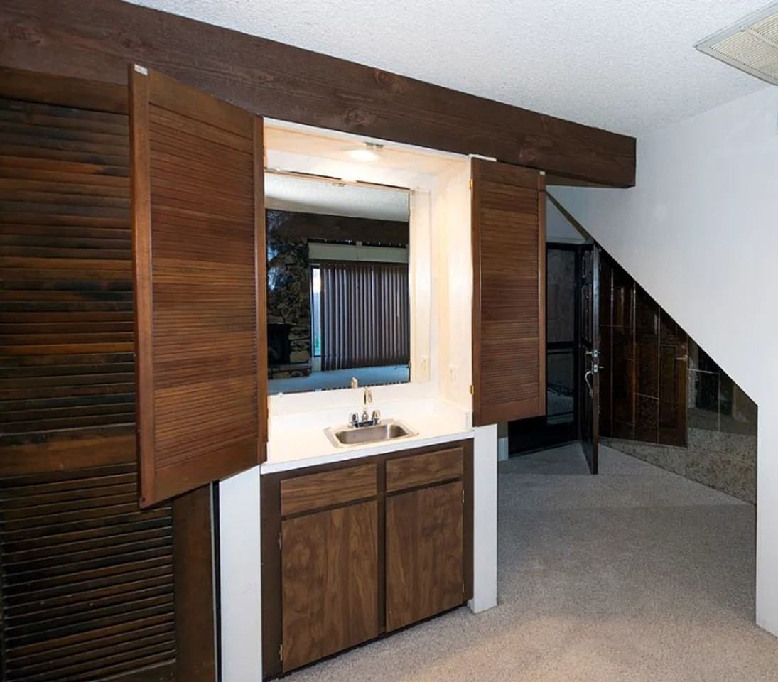 1930 Bechelli Ln - Photo 4 of 17