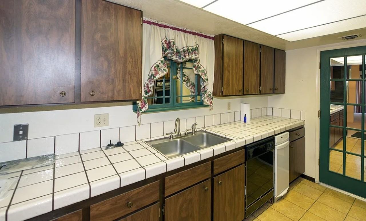 1930 Bechelli Ln - Photo 7 of 17