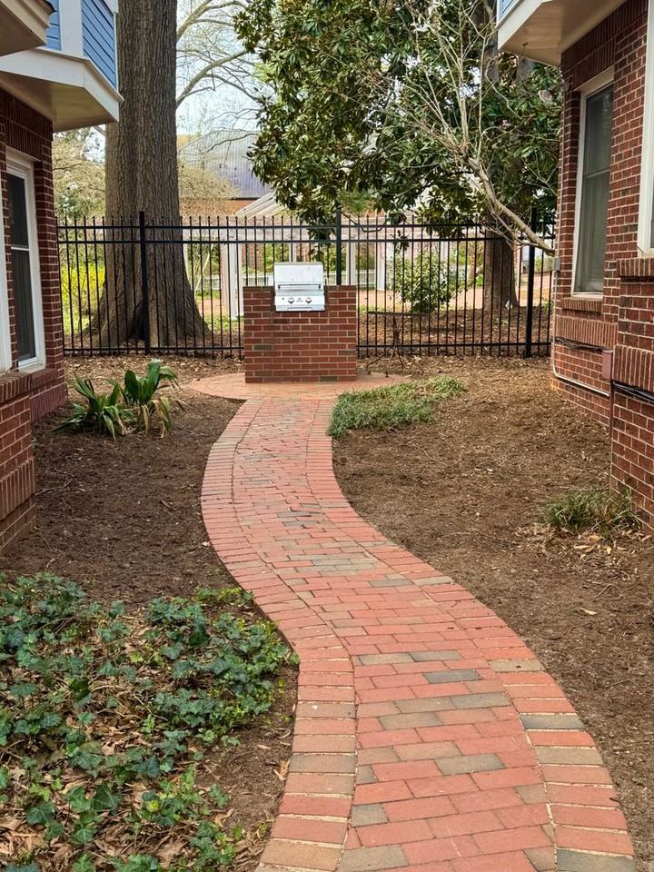 239 New Bern Pl - Photo 6 of 35